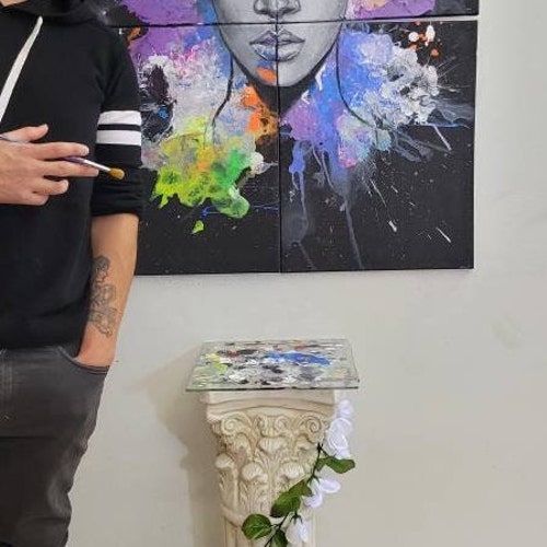 Rihanna on shops acrylics