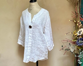 Camisa larga de lino blanca vintage, estilo túnica, cuello en V, mangas al codo, talla L a XL, para poner y quitar, fabricada en Europa, ideal para cruceros de vacaciones.