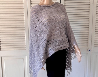 Poncho gris vintage: chal de noche brillante, suave capa de acrílico