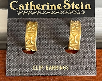 New Catherine Stein Gold Tone Leaf Embossed Clip On Hoop Earrings