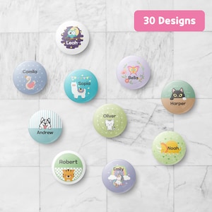 Badge personnalisé, Badge avec épingle au dos, Bouton personnalisé, 1,5 po. 37 mm pour sac, Trousse, sac à lunch, école, enfants, garderie, camp, anniversaire, cadeau