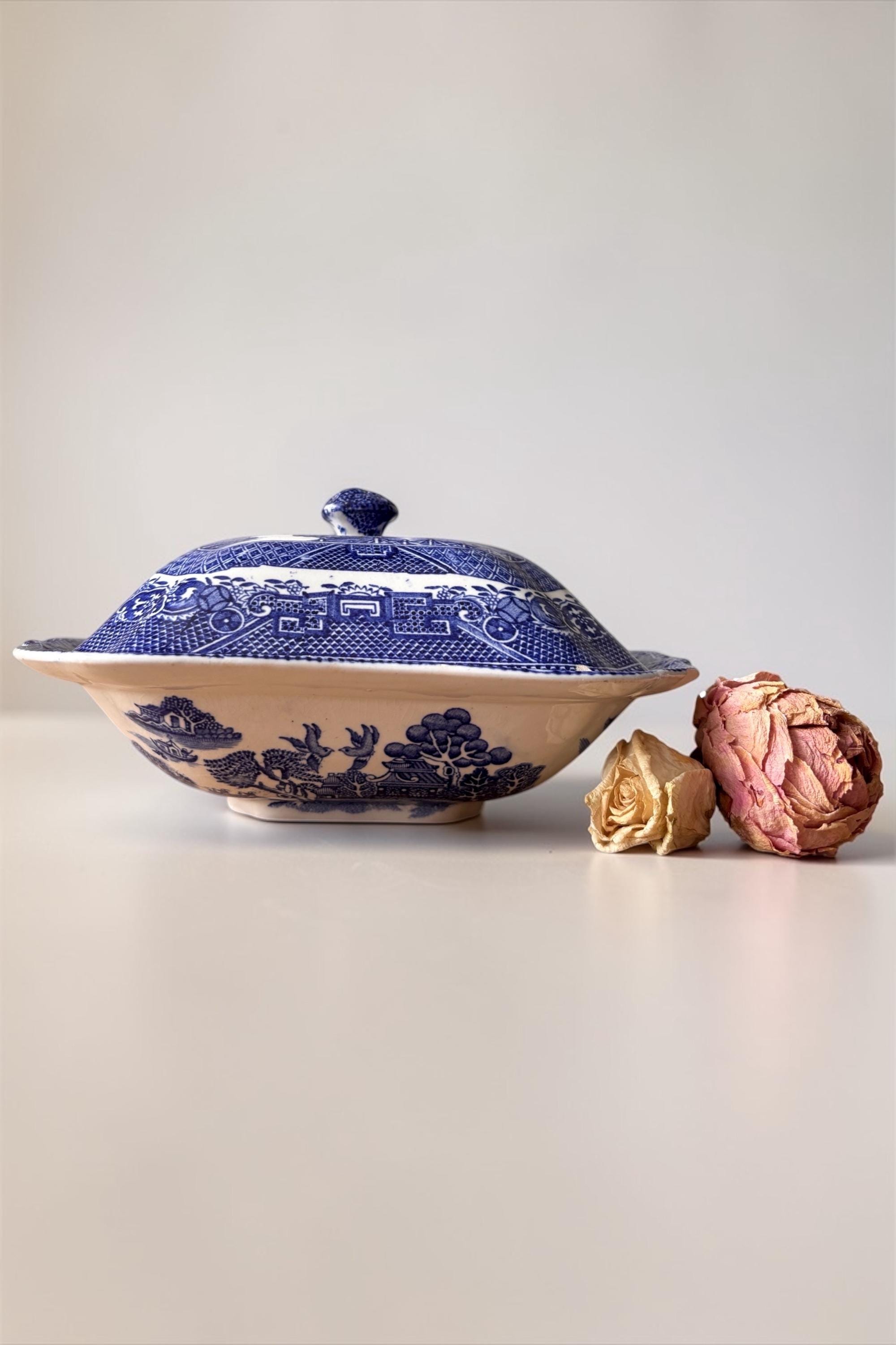 Vintage Covered Vegetable Dish - Etsy - Page 2