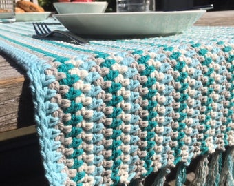 Digital crochet pattern Table runner 'Inverness'