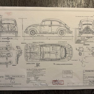 Könnte beinhalten: Eine technische Zeichnung in Schwarzweiß eines Volkswagen Käfers, die verschiedene Ansichten des Autos zeigt, darunter die Vorderseite, die Seite, die Oberseite und die Unterseite. Die Zeichnung enthält Maße und Details zu den Bauteilen des Autos. Der Text auf der Zeichnung enthält "Volkswagen Werk Wolfsburg" und "Type 1300 - 34 PS".