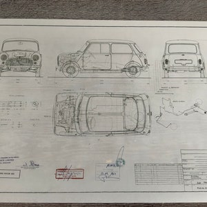 Könnte beinhalten: Eine technische Zeichnung des Morris Mini Minor 850 mit Ansichten von vorne, der Seite, oben und hinten. Die Blaupause enthält Maße und Komponentendetails. Das Dokument ist gestempelt und signiert, mit Text von Nuffield Exports Limited.