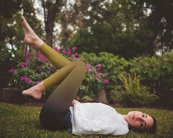 Women's Black to Gold Gradient Casual Leggings