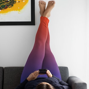 Women&#39;s Blue To Orange Gradient Colored Casual Leggings