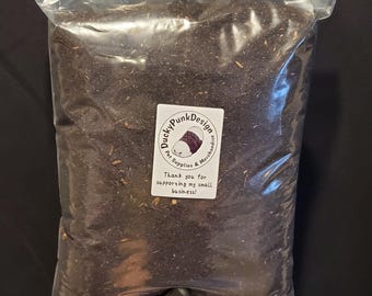 All-Natural Potting Soil Enriched with Flake Soil, Compost, Leaf Shred, and Calcium. Bioactive, Organic, Contains Pine NOT FOR INVERTEBRATES