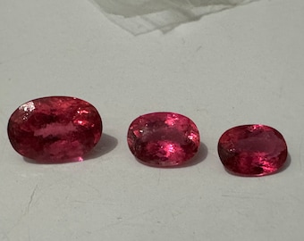 Natürliches Rubellit facettiertes Oval, lebendige rosa Farbe Turmalin Oval, loser Edelstein für die Schmuckherstellung