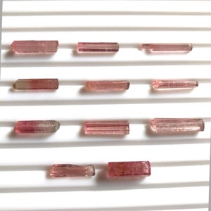 15-20mm Raw Pink Tourmaline Long Pencil Crystal ,Tourmaline Tube, Tourmaline Pencil, Tourmaline Rough, Raw Tourmaline Stick Big Size Rare