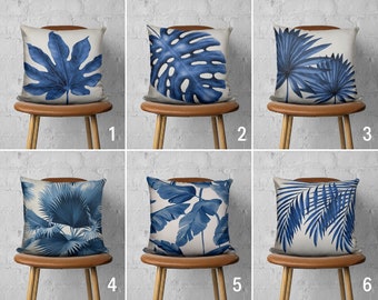 Capa de almofada com detalhes de folhas azuis, capa de almofada com padrão de folhas tropicais, almofada de fazenda com folhas gigantes, decoração de casa costeira, decoração de casa azul