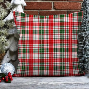 Red Green Plaid & Tartan Pillow Cover, Christmas Holiday Throw Pillow Case, Scottish Style Pattern Winter Pillow Case, Boho New Year Decor 2