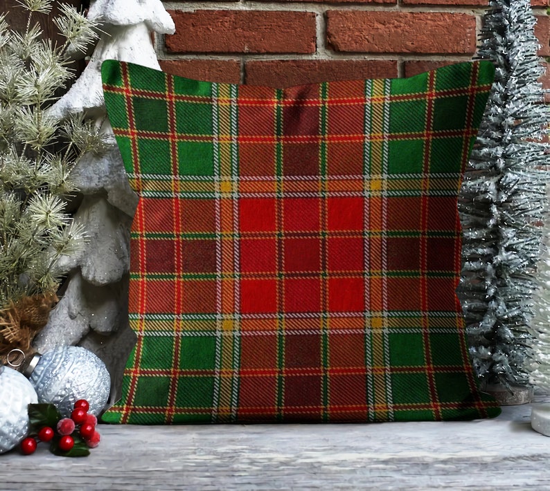 Red Green Plaid & Tartan Pillow Cover, Christmas Holiday Throw Pillow Case, Scottish Style Pattern Winter Pillow Case, Boho New Year Decor 9