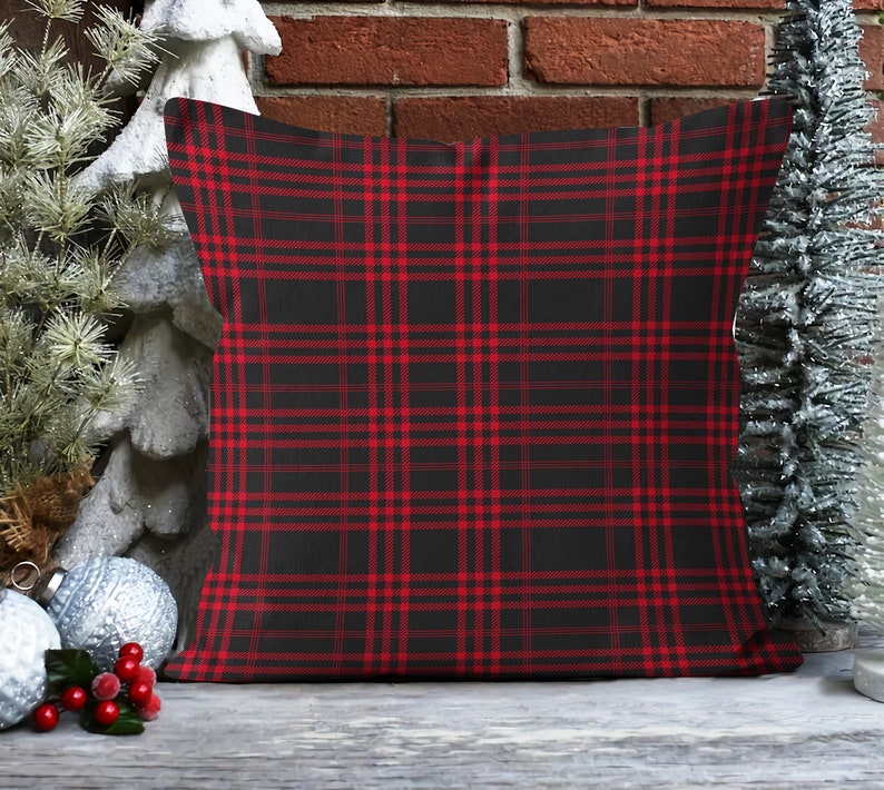 Red Green Plaid & Tartan Pillow Cover, Christmas Holiday Throw Pillow Case, Scottish Style Pattern Winter Pillow Case, Boho New Year Decor 4