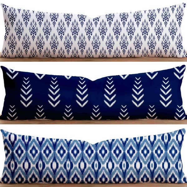 Funda de cojín lumbar con estampado ikat azul, funda de cojín larga de lujo étnico, funda de cojín extragrande auténtica azul marino y blanca, almohada de cualquier tamaño