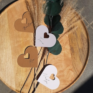 Tischkarten in Herzform | Namensschilder mit individuellem Namen & Schriftzug + Herz |  Vintage | Hochzeit | Geburtstag | Kommunion | Taufe