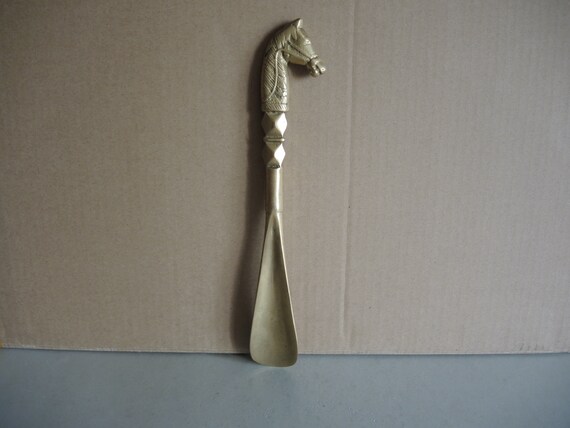 Vintage brass shoehorn / Horse head design on the… - image 6