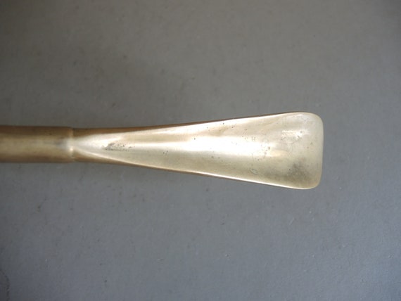 Vintage brass shoehorn / Horse head design on the… - image 4