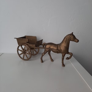 Vintage Massiv Messing Pferd und Wagen / Messing Kunst Figur / Wohndekoration / Schreibtisch Accessoire / Dekorative Tier Figur / Sammlerstück
