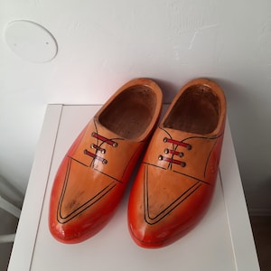 Old wooden shoes / Vintage clogs / Dutch farming Clogs