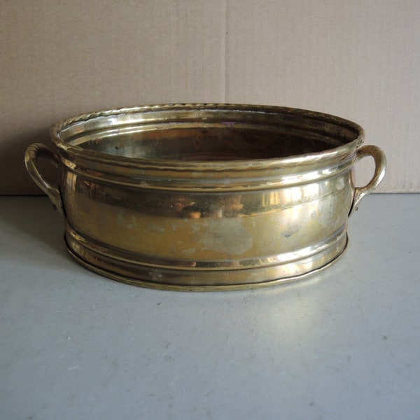Vintage solid Brass decorative bowl plate with handles / brass bowl / Home Décor / farmhouse interior décor / pot holder / metal art /