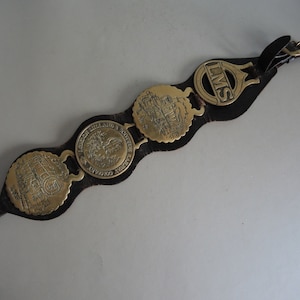 Vintage Horse Brass on leather base / Wall Key Chain / Decoration / Brass Pendant Medallion / equestrian bridle decoration / Travel ornament