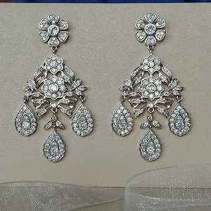 Elizabeth sales jewelry etsy