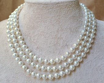 Three layer shell pearl necklace,  bridal ivory white pearl necklace,romantic wedding, mother of bride jewelry, 8mm round pearl, The crown