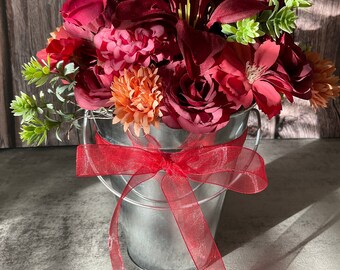 Christmas Red Flower Arrangement, Red Rose Holiday Centerpiece, Farmhouse,Country Centerpiece, Affordable Christmas Flowers