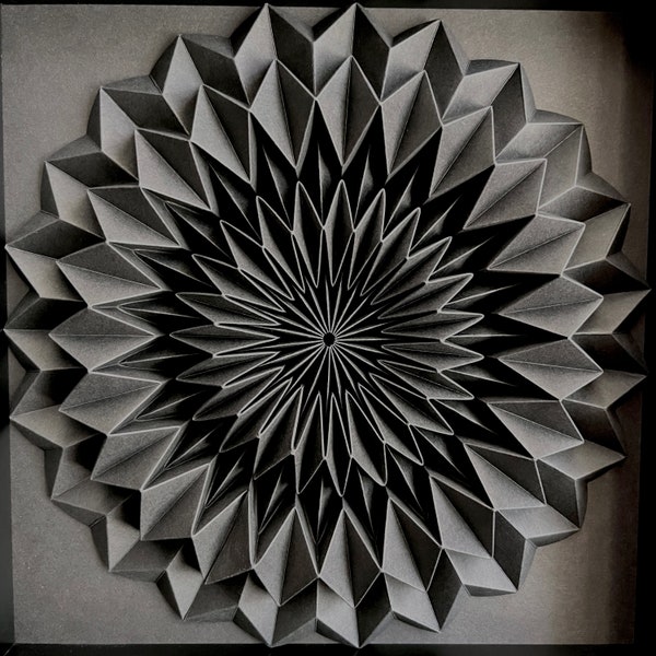 Art mural géométrique en origami | « Explicatum » noir | Créations en papier faites main pour la maison ou un cadeau