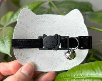 Collar de terciopelo negro para gatos: collar gótico hecho a mano
