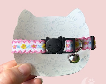 Handmade Pink Floral Lace Cat Collar: Breakaway Kitten Collar
