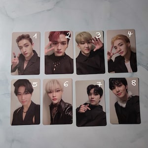 Oficjalne fotokarty Stray Kids