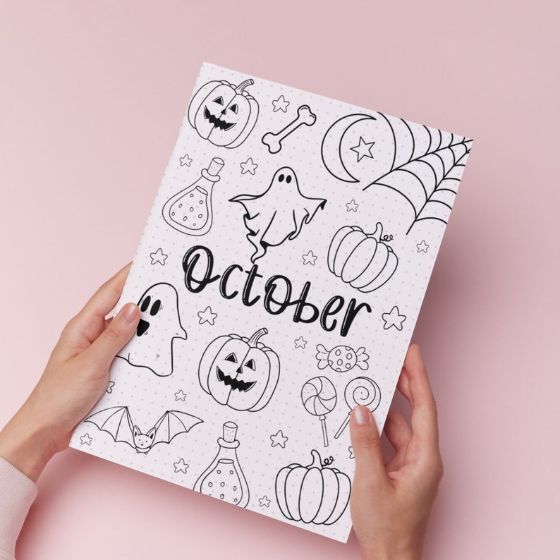 Puede incluir: Una p&aacute;gina para colorear en blanco y negro con ilustraciones de tem&aacute;tica de Halloween. La p&aacute;gina incluye un fantasma, calabazas, murci&eacute;lagos, caramelos y la palabra "Octubre".