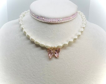 Dreamy Fresh Water Pearl Charm Choker A Cute Glass Pink Butterfly Pendant An Elegant Piece Soft Girl Coquette Aesthetic Great gift idea!