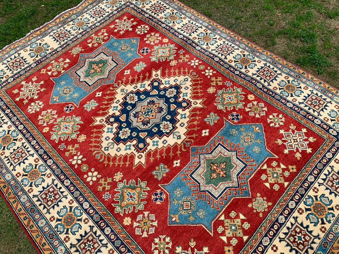 6x8ft. Kazak Design Area Rug Handknotted Afghan Rug Rug Natural Wool and Dyes Rug for Living