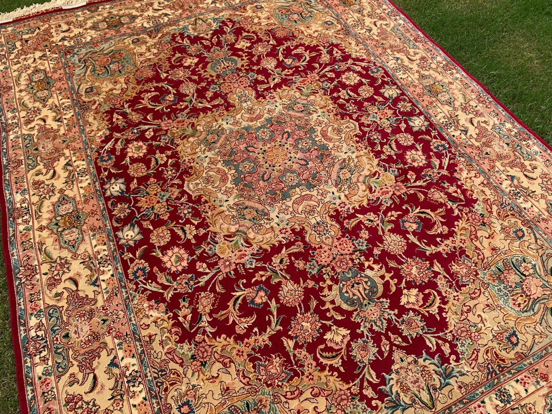 5x7ft. Silk and Wool Rug Handmade Very High Quality Silk and Wool Rug Floral Patterns Rug
