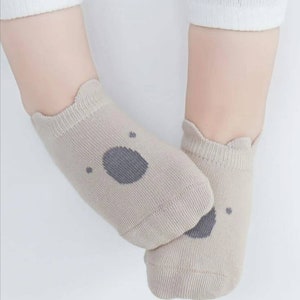 Organic cotton baby socks|baby shower gift|baby boy clothes| non slip grip socks