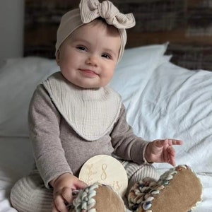 Beige muslin bibs