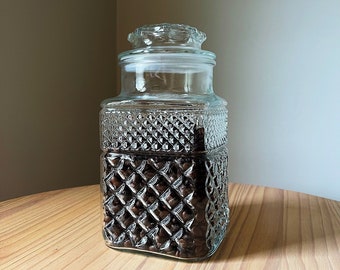 Diamond Pattern Apothecary Jar