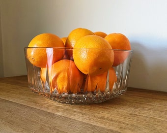 Starburst Diamond Cut Glass Serving  Bowl