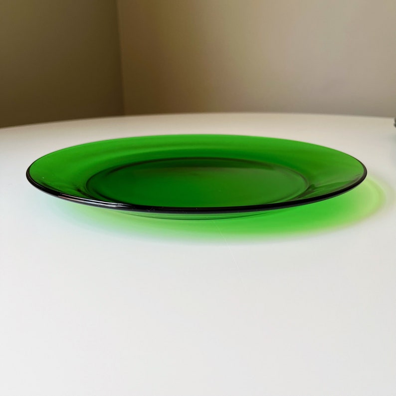 Vintage Mid Century Modern Emerald Green Glass Dinner Plates Etsy