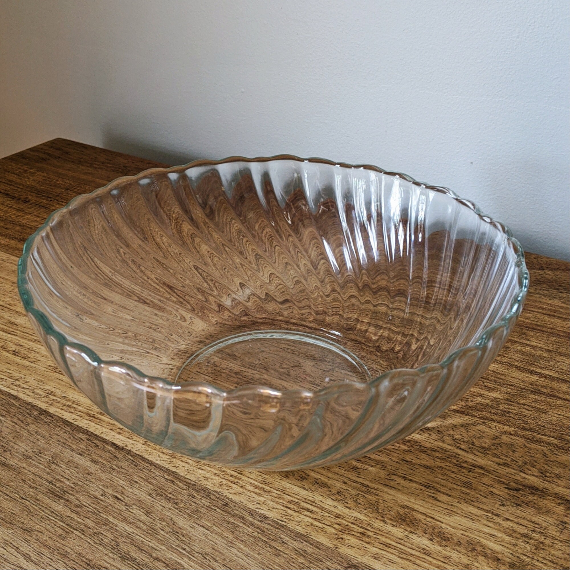 Vintage Arcoroc France Glass Bowl With a Rosaline Swirl Etsy
