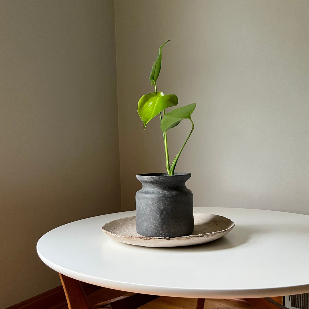 Circular Sleek Faux Stone Black Vase With an Pronounced Rim Etsy