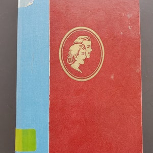 Robinson Crusoe by Daniel Defoe - 1957 Hardback Edition