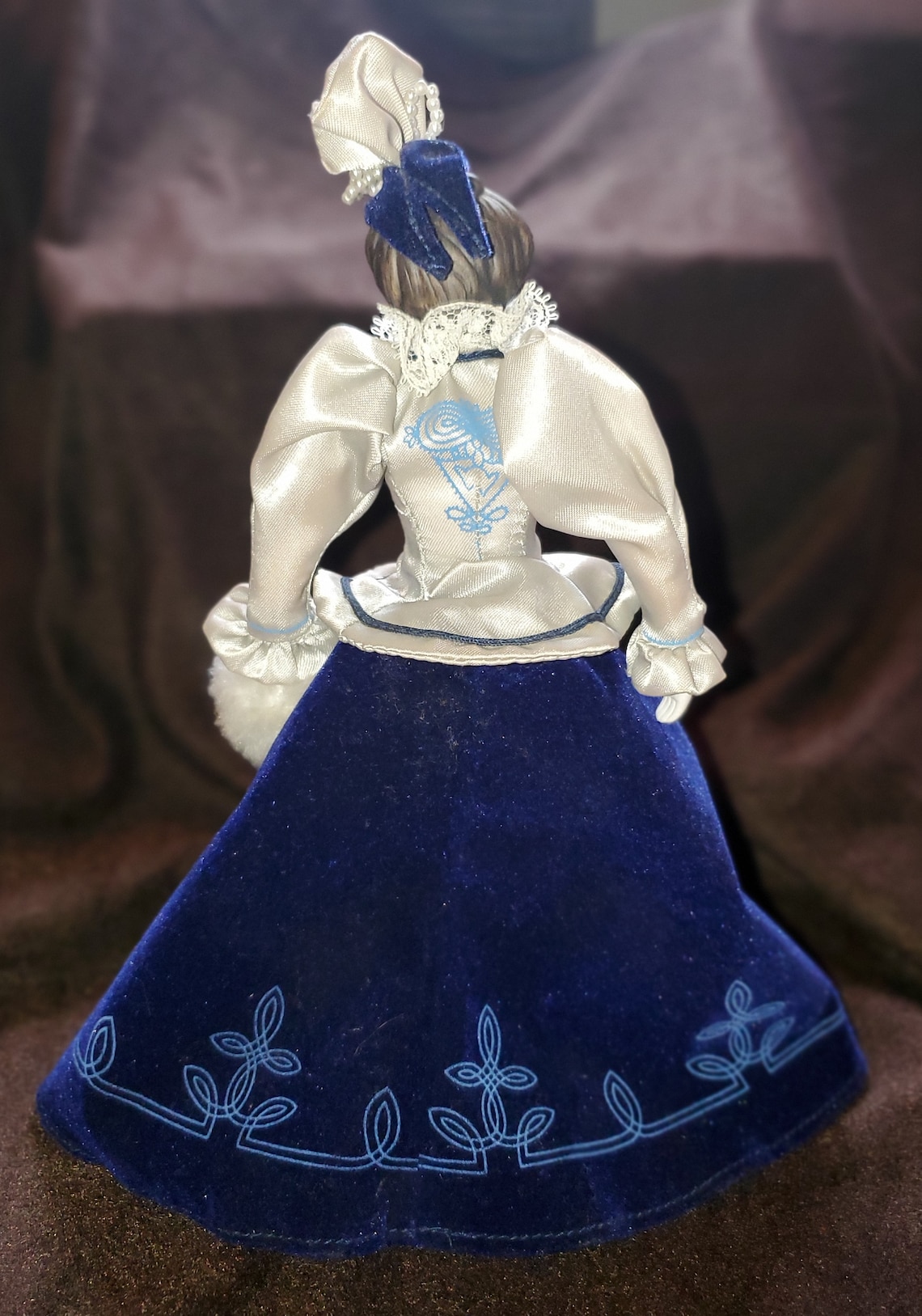 1987 Avon Collectible Victorian Porcelain Doll Etsy