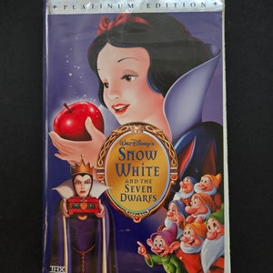 Walt Disney Snow White and the Seven Dwarfs Platinum Edition VHS Tape - 2001
