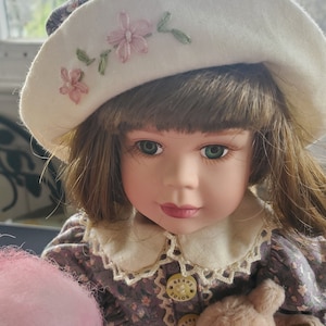 The Boyd&#39;s Collection - Yesterday&#39;s Child - The Doll Collection - &quot;Erica&quot; #4809 - 2000