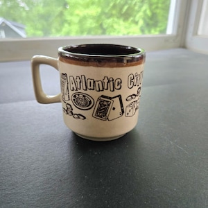 Taza vintage &quot;Abuela&quot; de Atlantic City