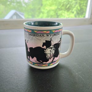 Vintage Sheridan, Wyoming Souvenir-Becher